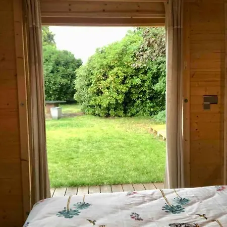 Chalet Tiny House Close To Brussels South Charleroi Airport