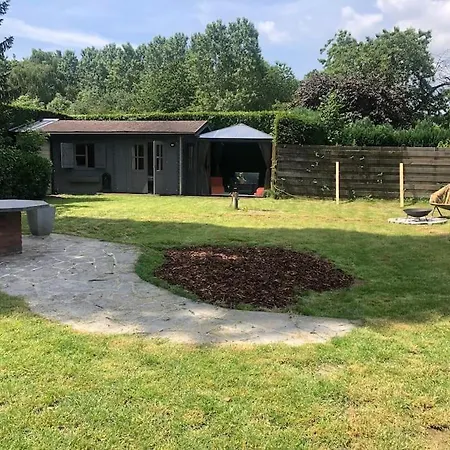 Domek alpejski Tiny House Close To Brussels South Charleroi Airport