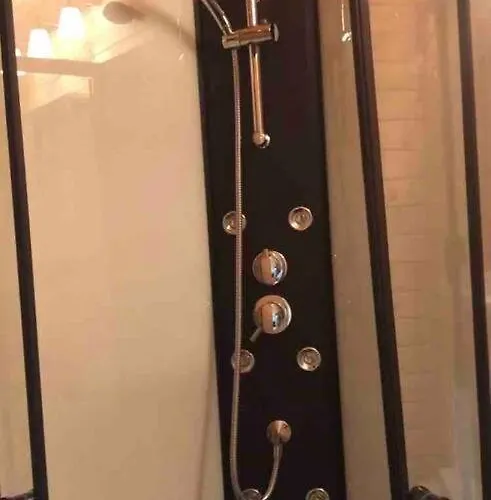 Tiny House Close To Brussels South Charleroi Airport 샬레 *